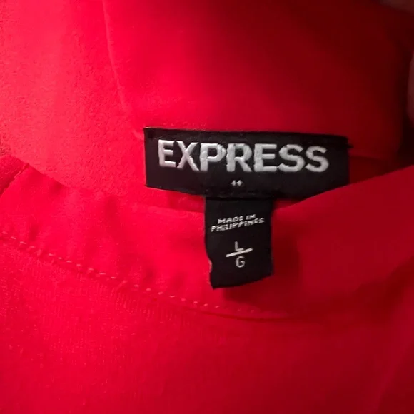 Express zipper back tank - Picture 3 of 3